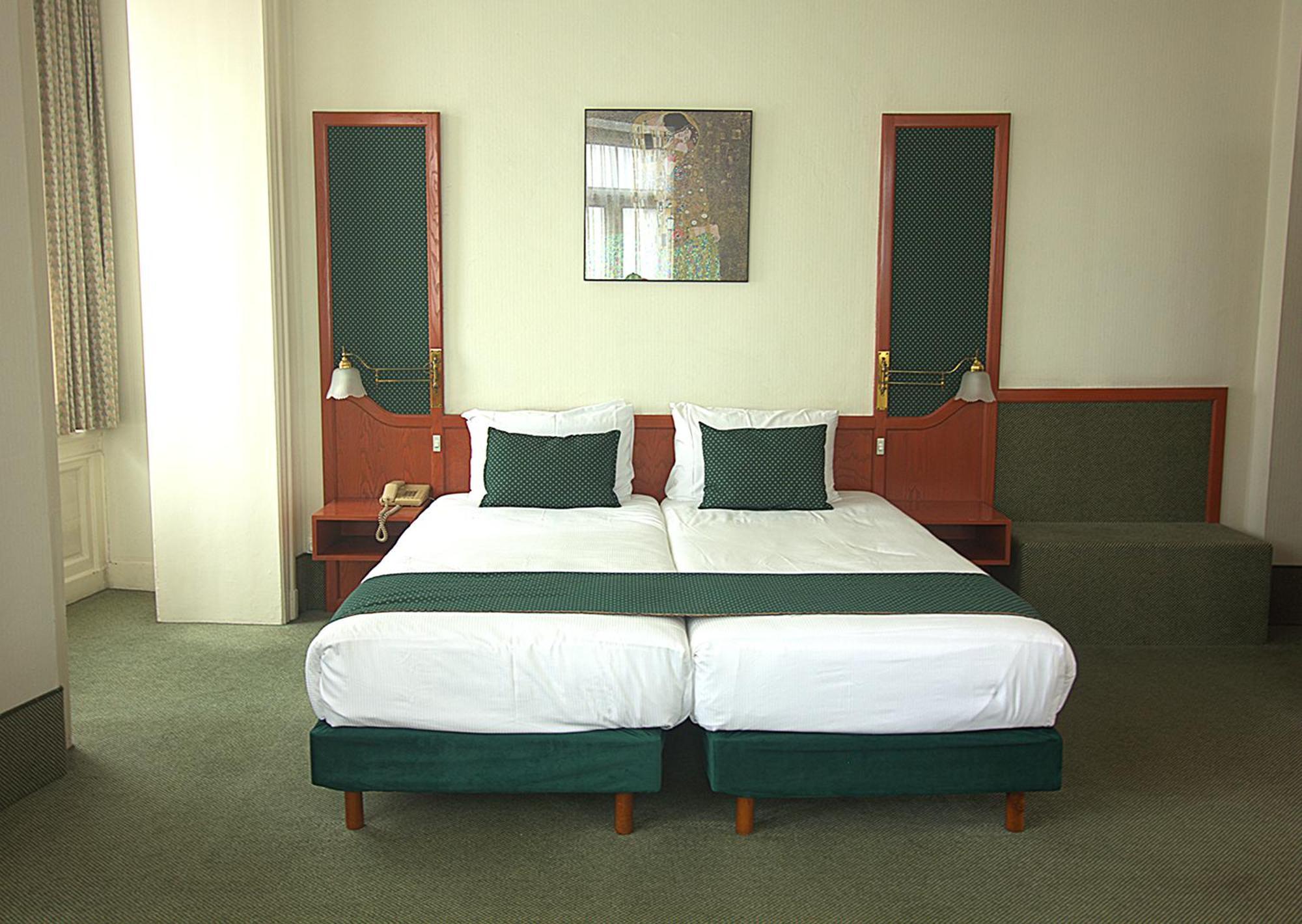 Hotel Le Dome — Photos 1